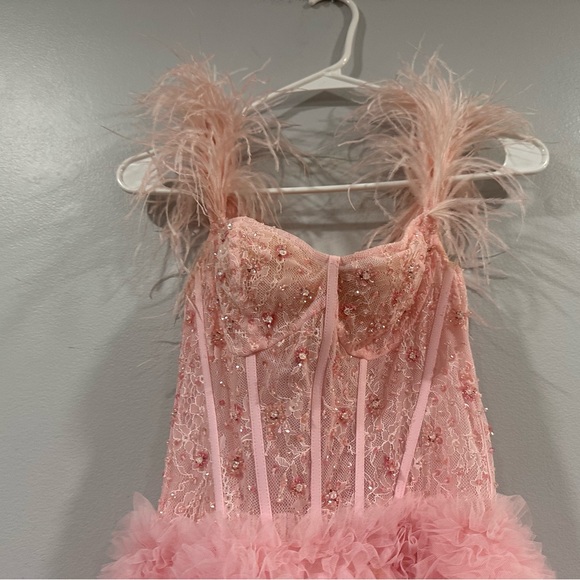 Sherri Hill 54906 Off shoulder Ruffle Skirt Corset Bodice Gown Prom Pink sz 4 - Picture 3 of 10